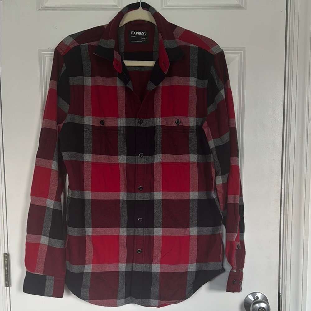 Express Men’s Plaid Flannel Button Down Shirt